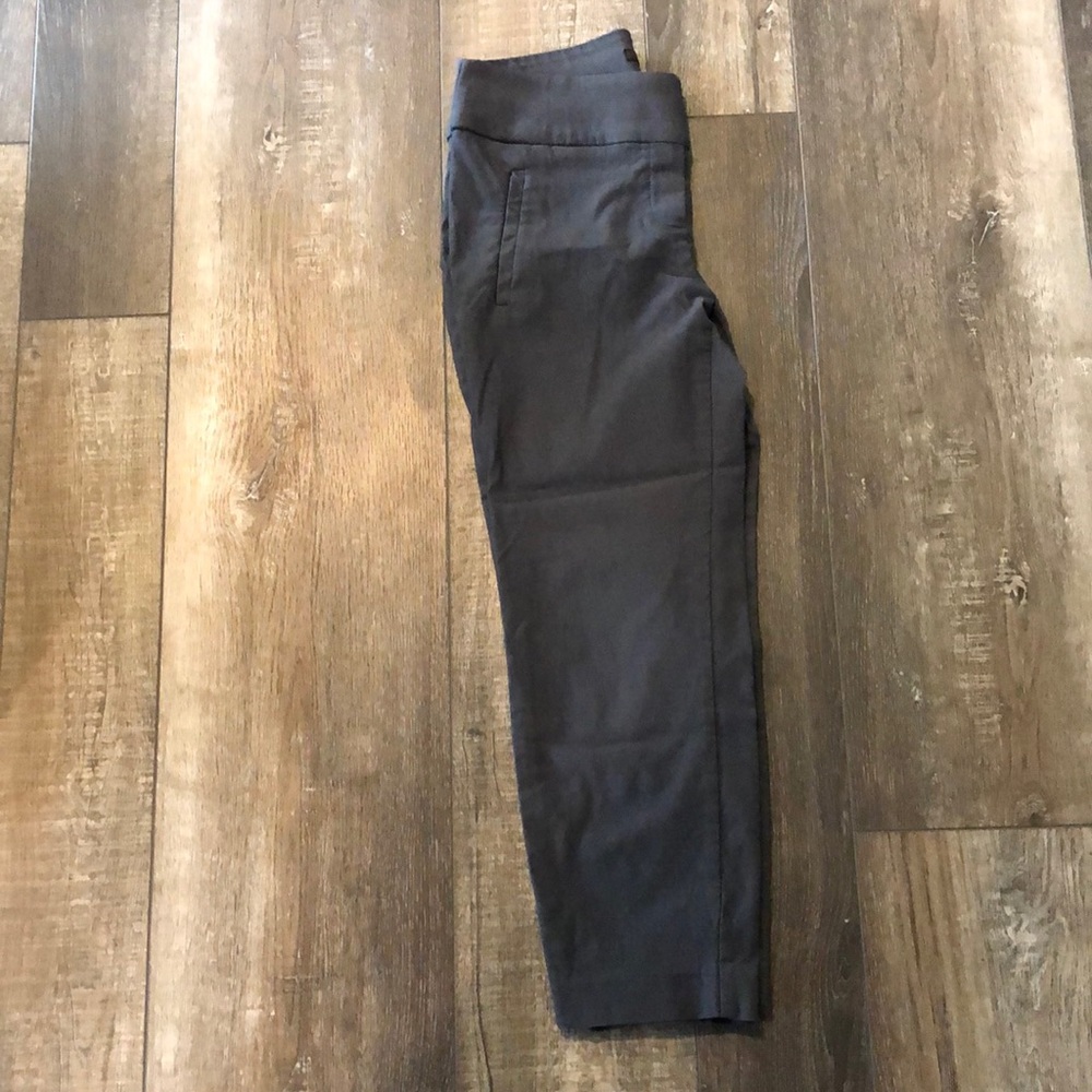 Dress capris